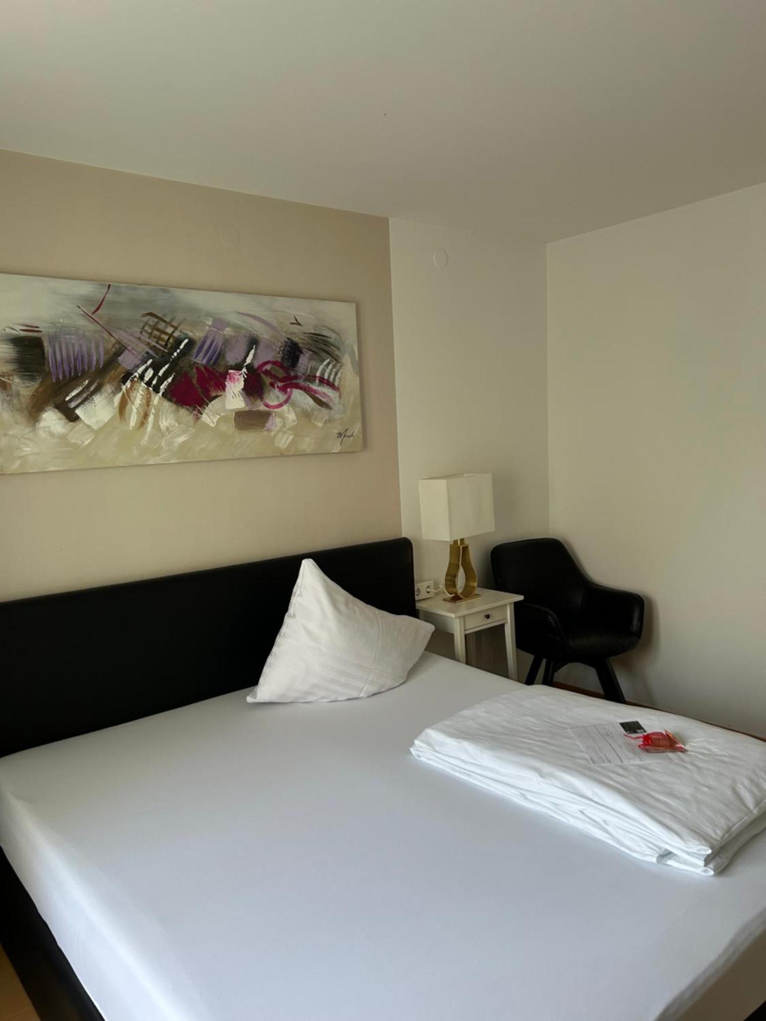 Hotel Berg Seekirchen am Wallersee Dış mekan fotoğraf